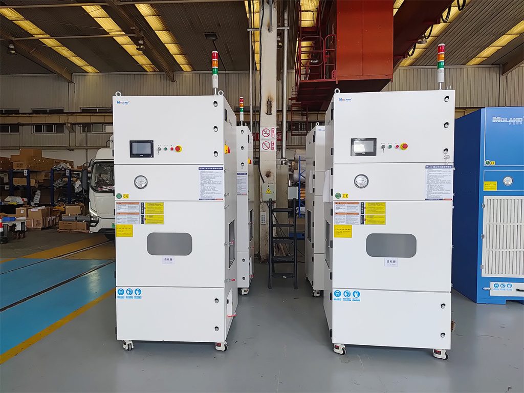 Cartirdge dust collector