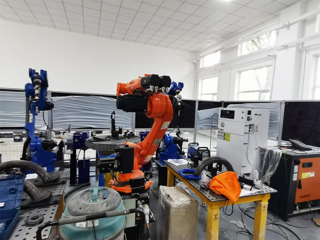 Robot Welding Fume extractor