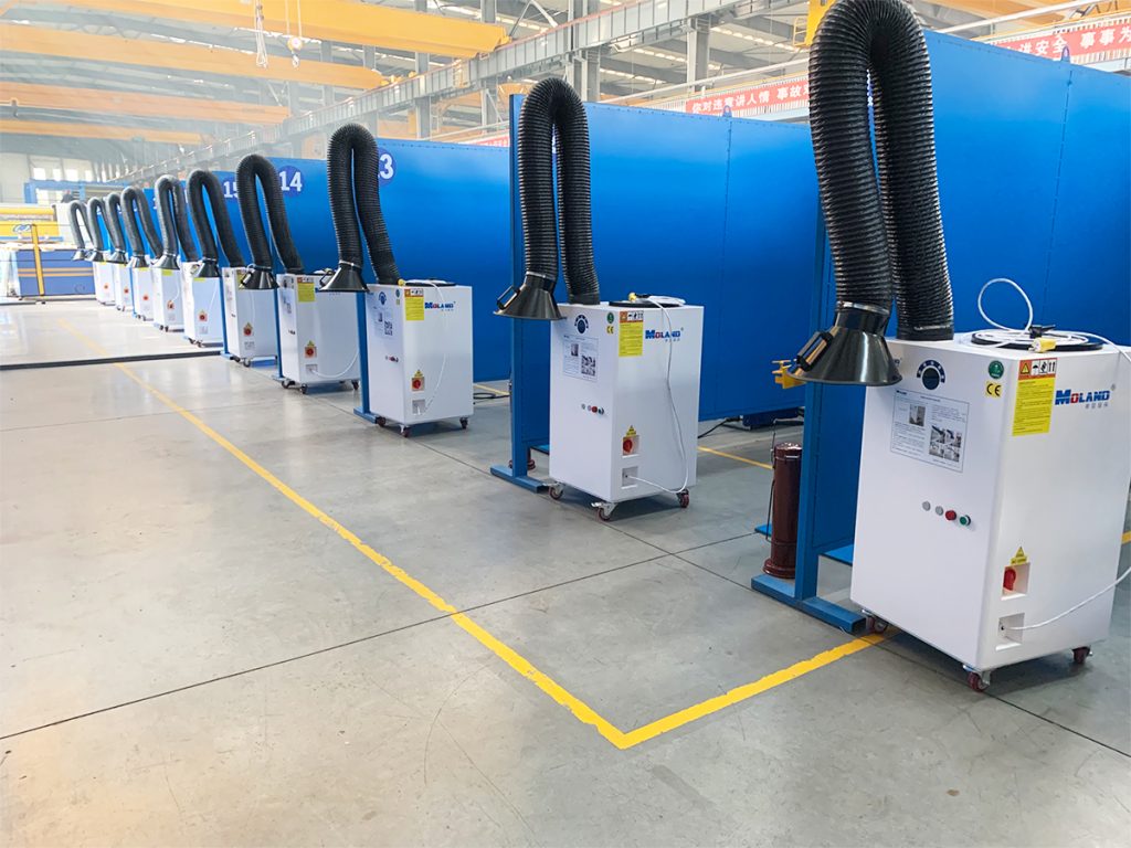 Welding fume extractor